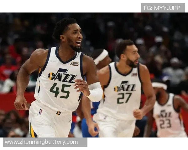 2017年NBA精彩对决爵士队与国王队的激烈较量回顾与分析 2017年NBA精彩对决爵士队与国王队的激烈较量回顾与分析