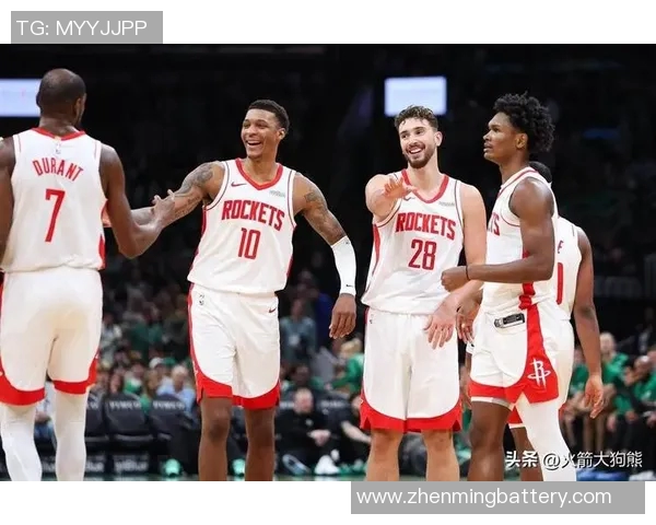 火箭与爵士激战正酣赛事直播全程回顾与精彩瞬间解析