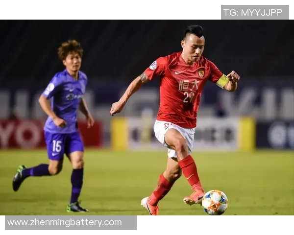 广岛三箭迎战FC东京展开激烈对决争夺联赛积分荣耀 广岛三箭迎战FC东京展开激烈对决争夺联赛积分荣耀