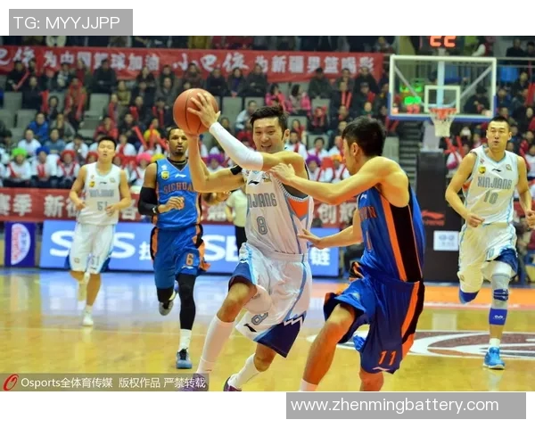 新疆男篮对阵四川队的精彩较量即将上演，谁将赢得这场激烈的篮球对决