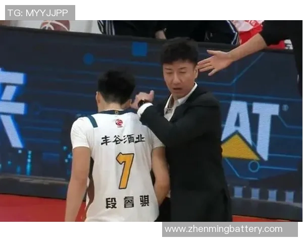 韩硕:从电竞新星到行业领军人物的成长之路与未来展望 韩硕:从电竞新星到行业领军人物的成长之路与未来展望