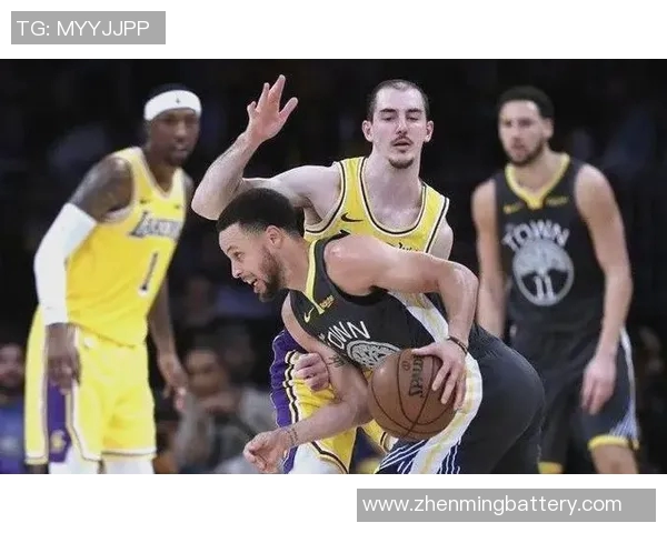 亚历克斯卡鲁索:从默默无闻到NBA明星的奋斗历程与成长故事 亚历克斯卡鲁索:从默默无闻到NBA明星的奋斗历程与成长故事