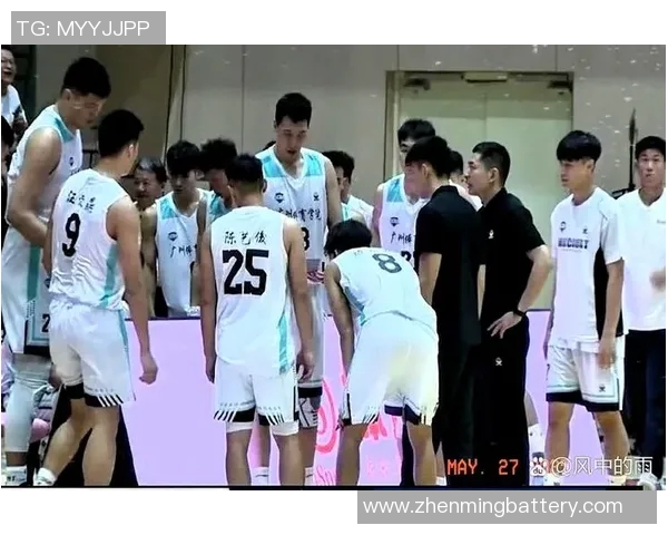 深入分析武汉篮球队的整体压制打法及其战术优势与应用效果 深入分析武汉篮球队的整体压制打法及其战术优势与应用效果