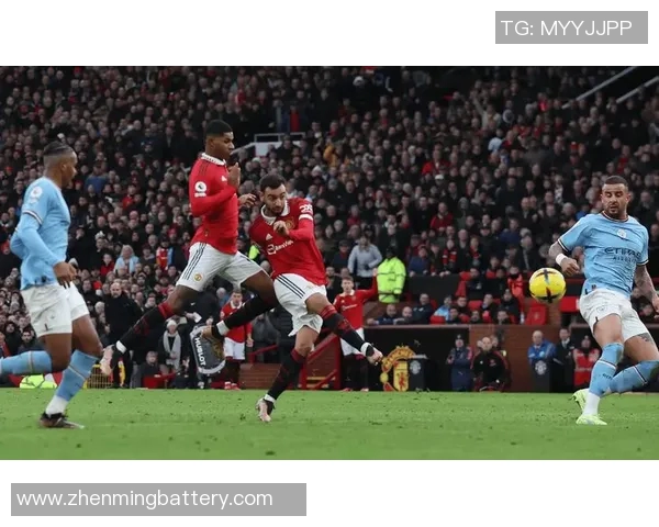 水晶宫主场迎战曼联双方争夺英超关键三分的激烈对决